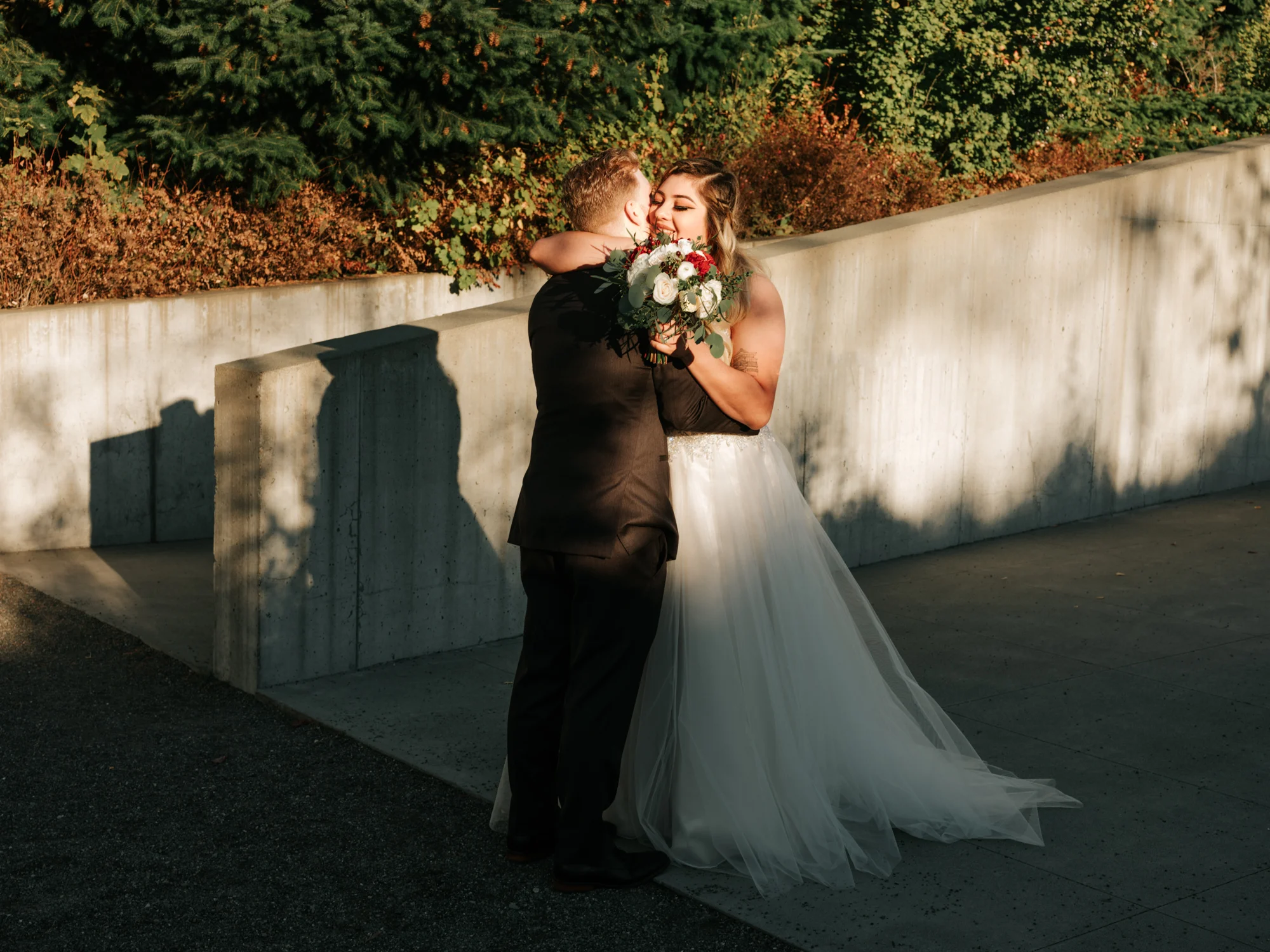 Stolen Glimpses Seattle Wedding Photographers 15.jpg