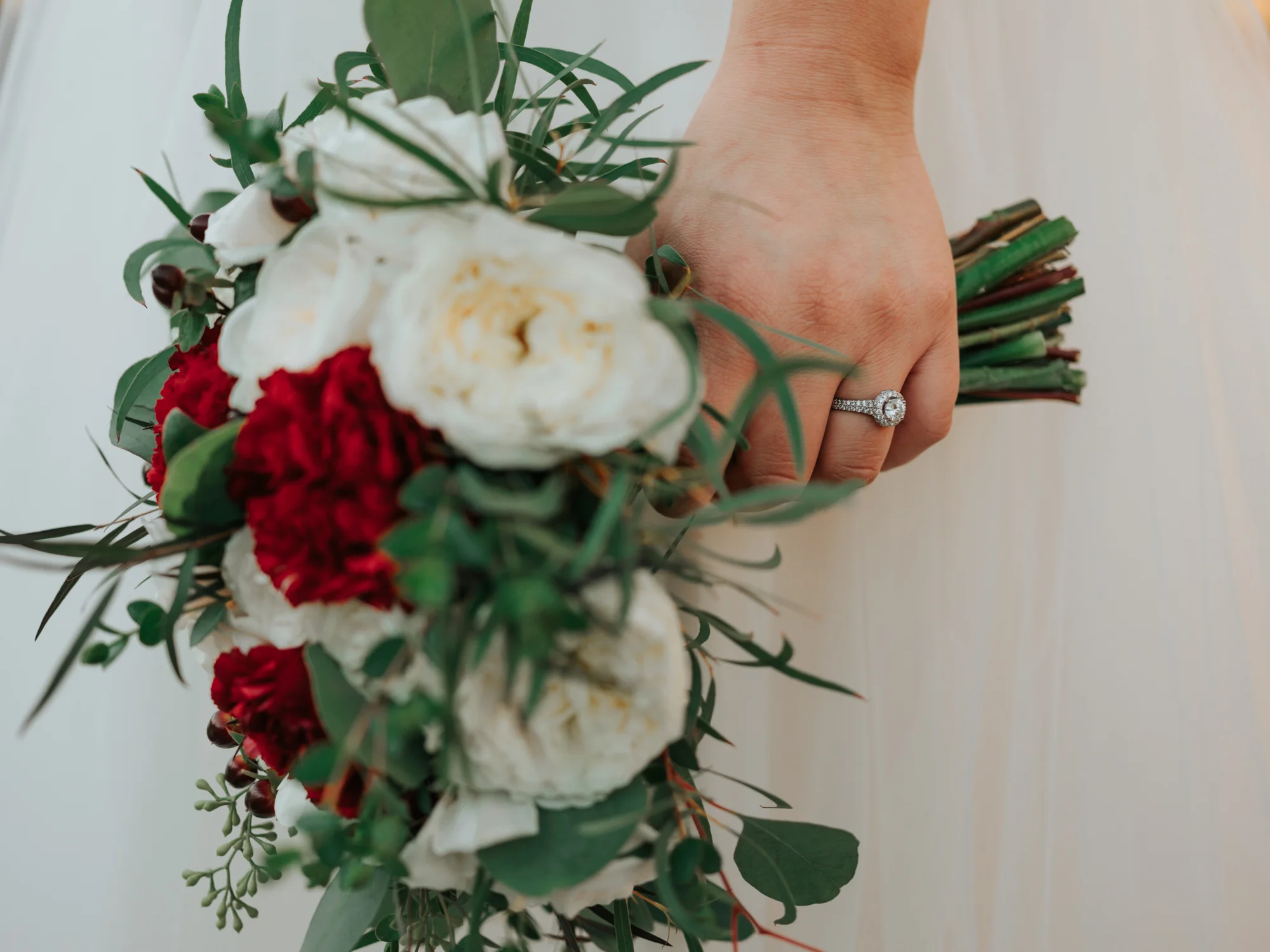 Stolen Glimpses Seattle Wedding Photographers 20.jpg
