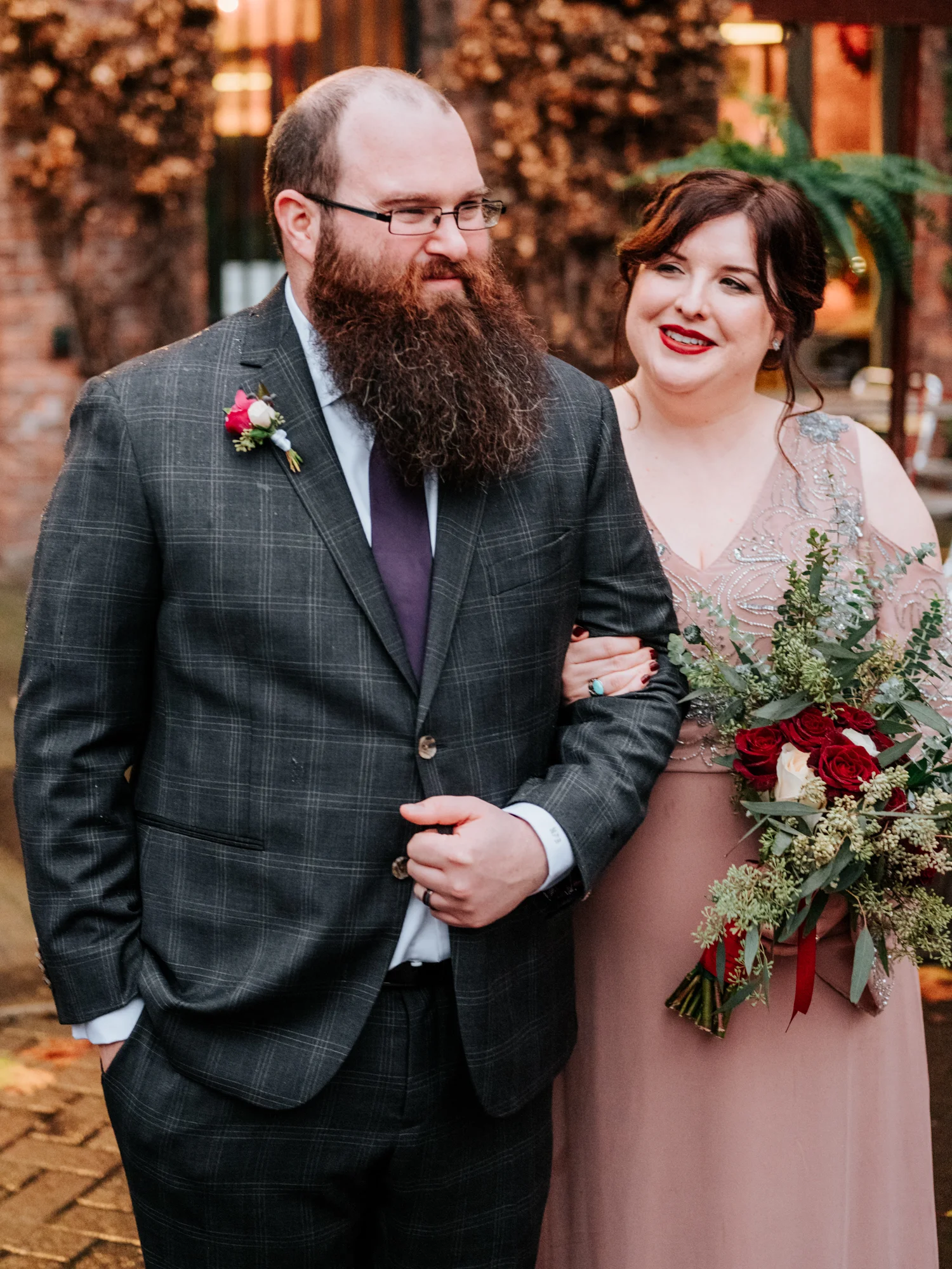 Seattle Wedding Photographers Stolen Glimpses 22.jpg