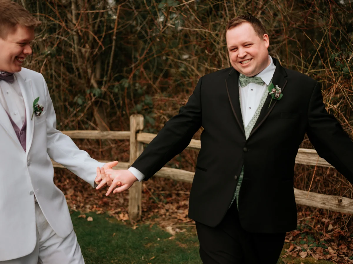 Stolen Glimpses Seattle Wedding Photographer 26.jpg