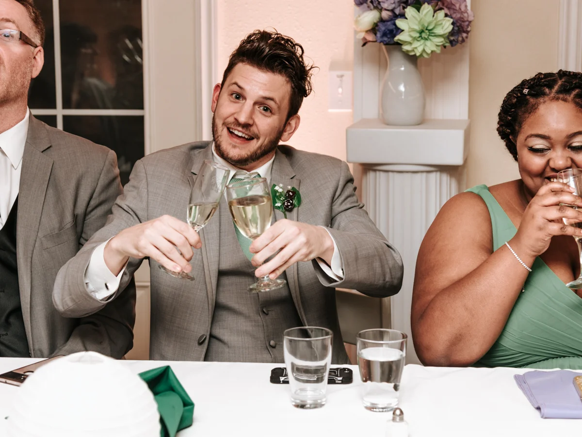 Stolen Glimpses Seattle Wedding Photographer 114.jpg
