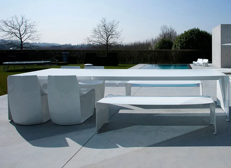 BENCH_LE BLANC_OUTDOOR SETTING.jpg