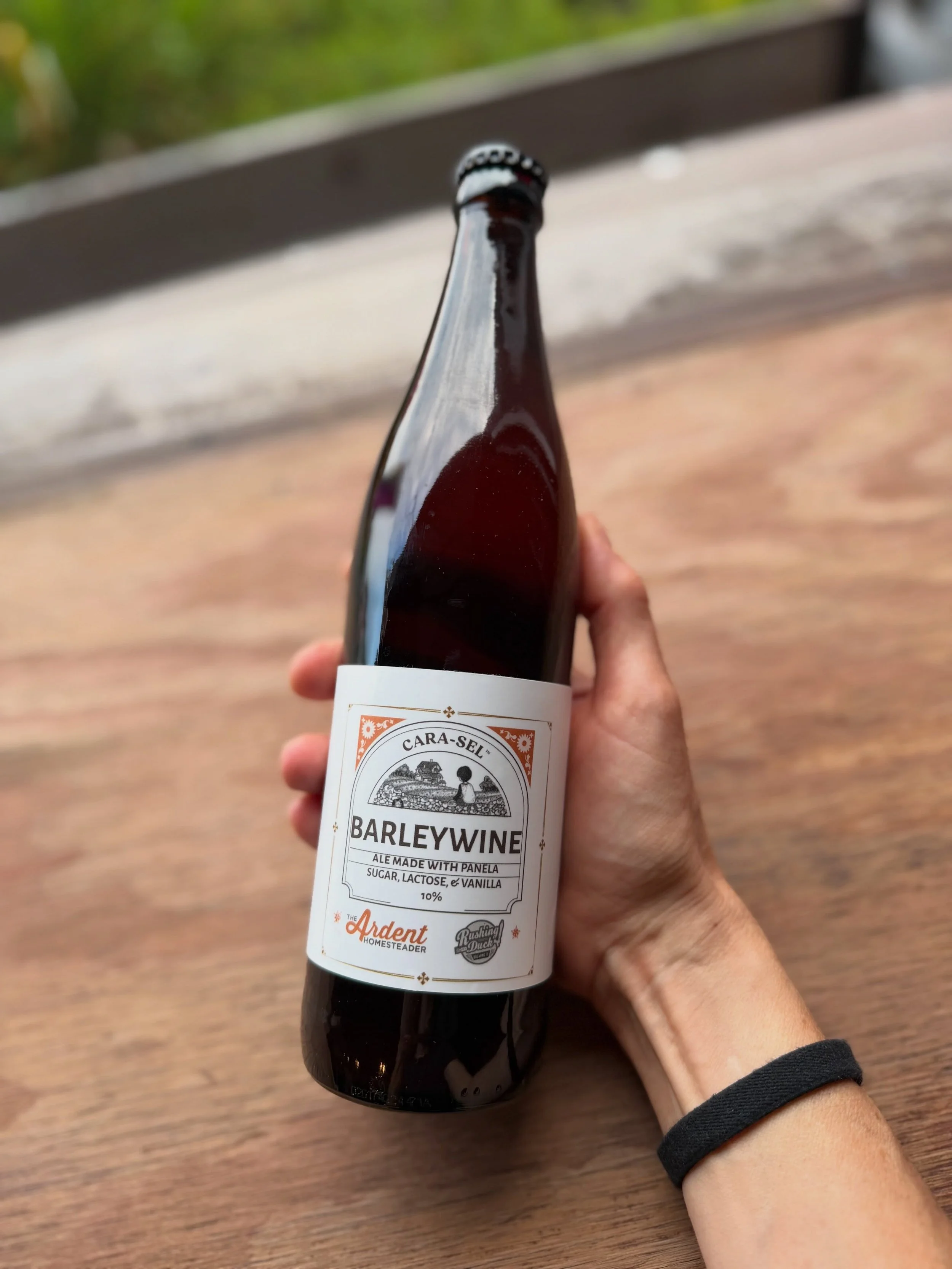@rushingduck made a barleywine for their 14th anniversary last weekend&mdash;a nod to #CaraSelCaramel, brewed with vanilla, lactose &amp; panela sugar. And I can confirm: it is SO GOOD. 

We&rsquo;ve been going to The Duck since the beginning, and I 