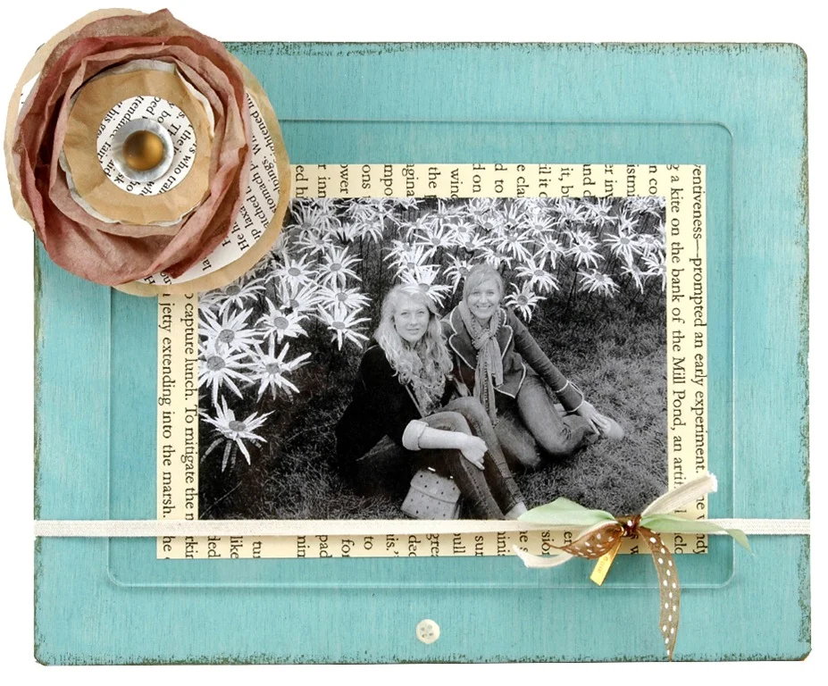 It’s Give-A-Way Friday! Enter to win a photo frame from Catching Fireflies!