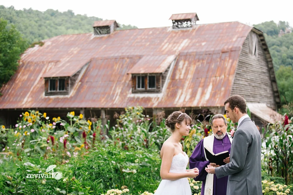 Leesha + Christopher: An Intimate Mast Farm Inn Garden Wedding