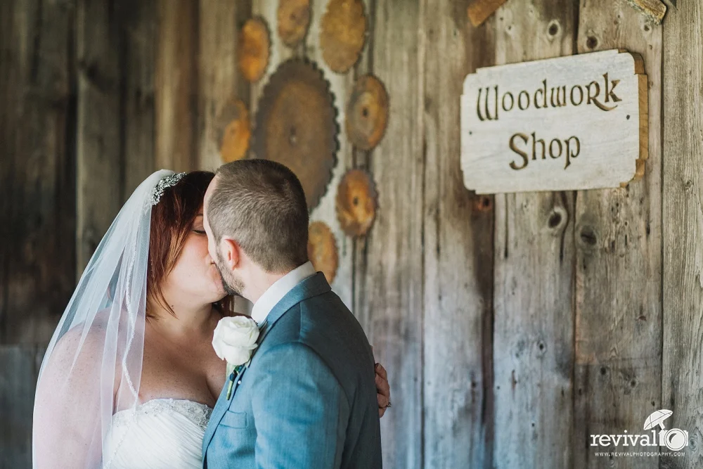 Angela + Chad: A Wedding at The Historic Mast Farm Inn, Valle Crucis, NC