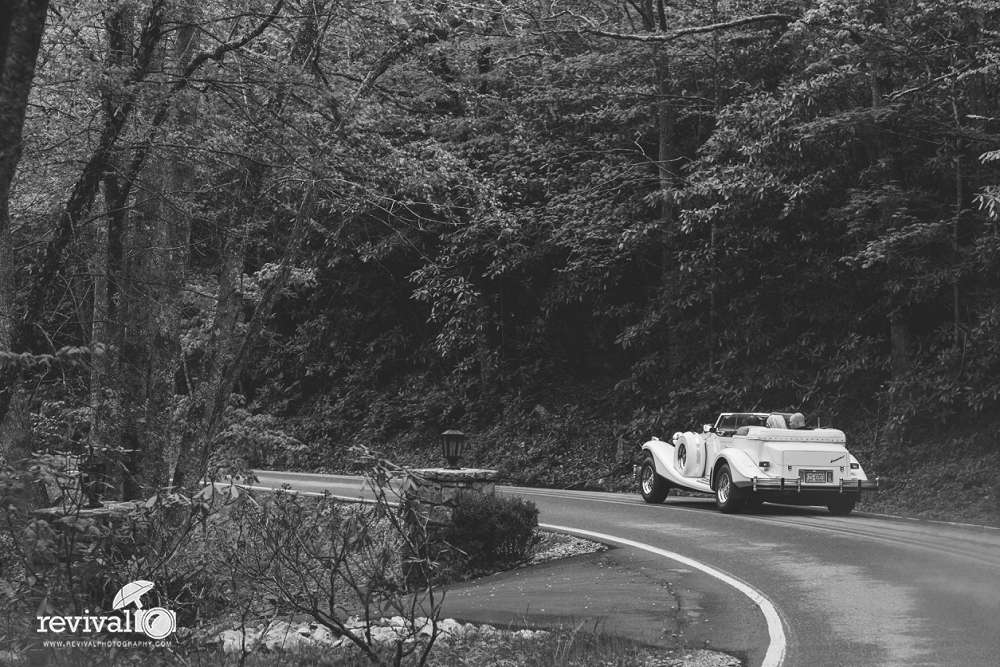 Claire + Taylor: A Mountain Wedding in Blowing Rock, NC - Crestwood Resort by Revival Photography High Country Wedding Photographers www.revivalphotography.com