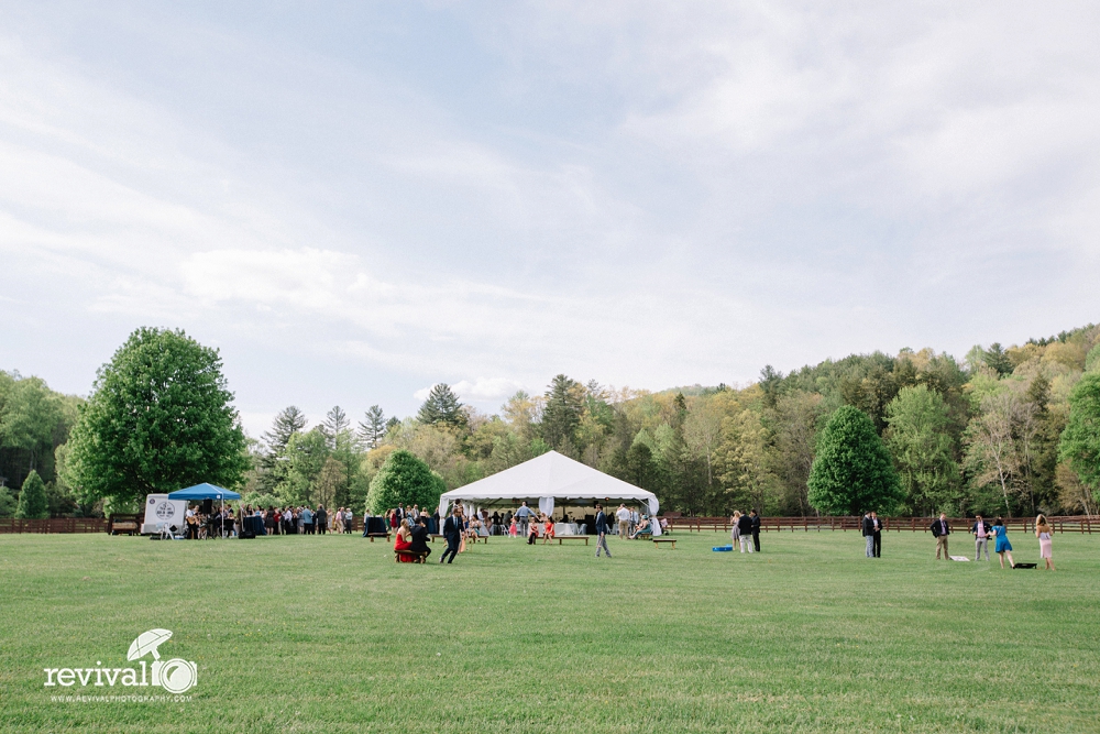 Sarah + Jeff: A Southern Haberdashery Wedding Celebration in Valle Crucis, NC www.revivalphotography.com