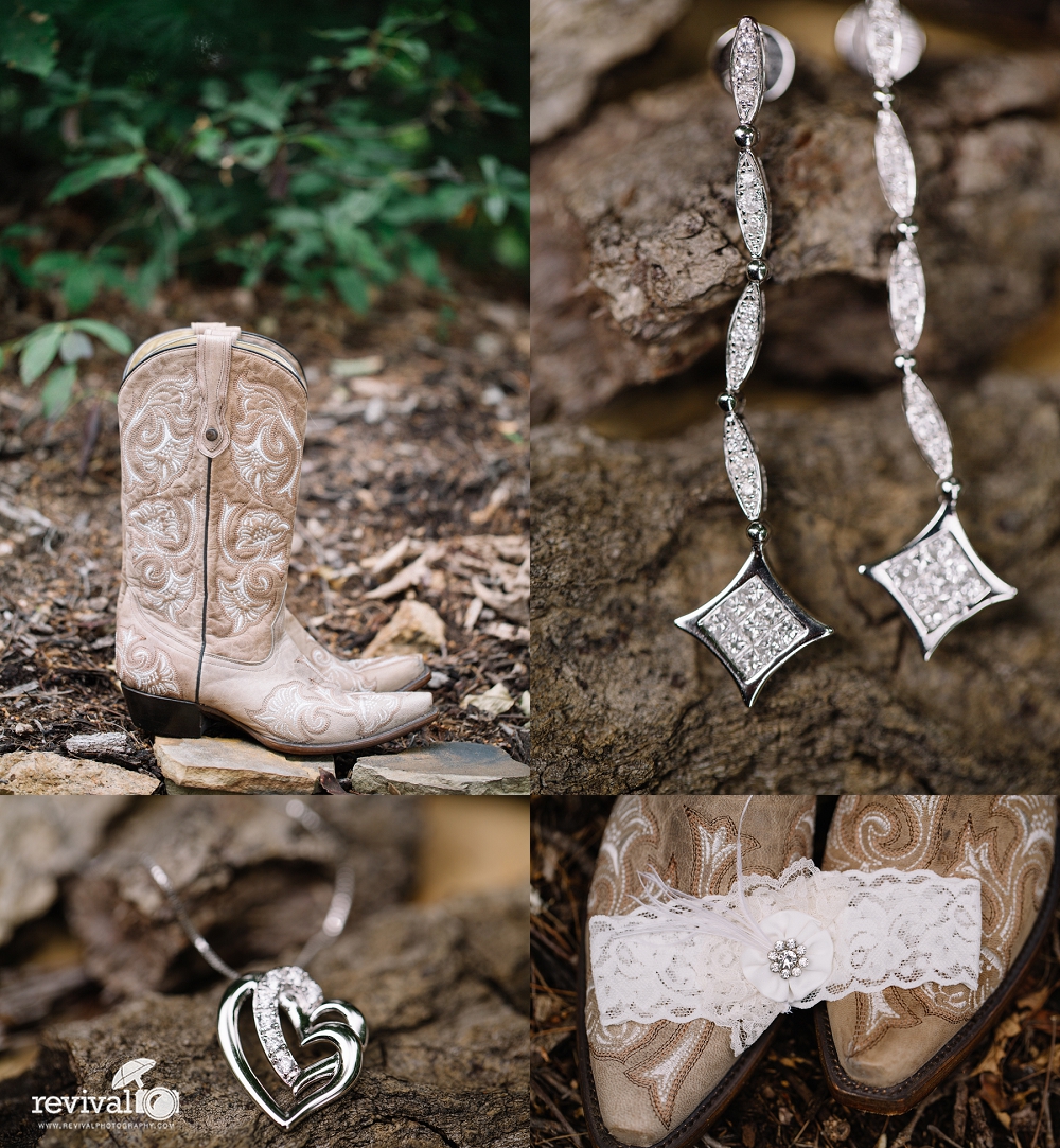 Katie + Kyle: A Rustic Fall Wedding at Leatherwood Mountain Resort by Revival Photography NC Wedding Photographers www.revivalphotography.com