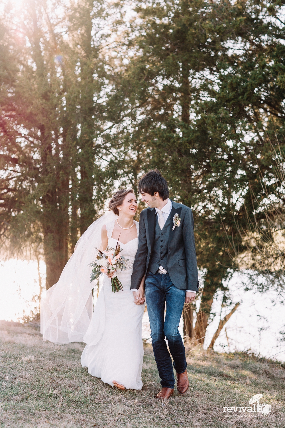 Emily + Mo Pitney's Wedding Day - Revival Photography | Husband + Wife ...