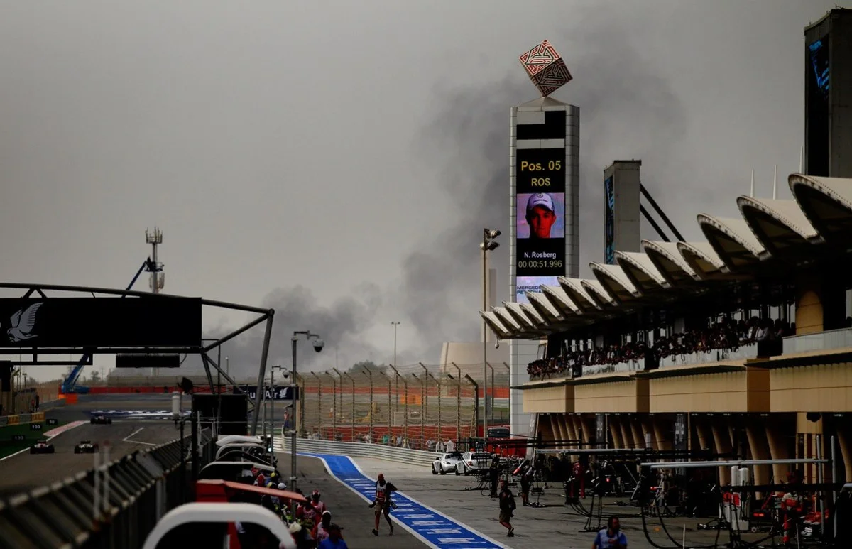 141015639kr083_bahrain_f1_g.jpg