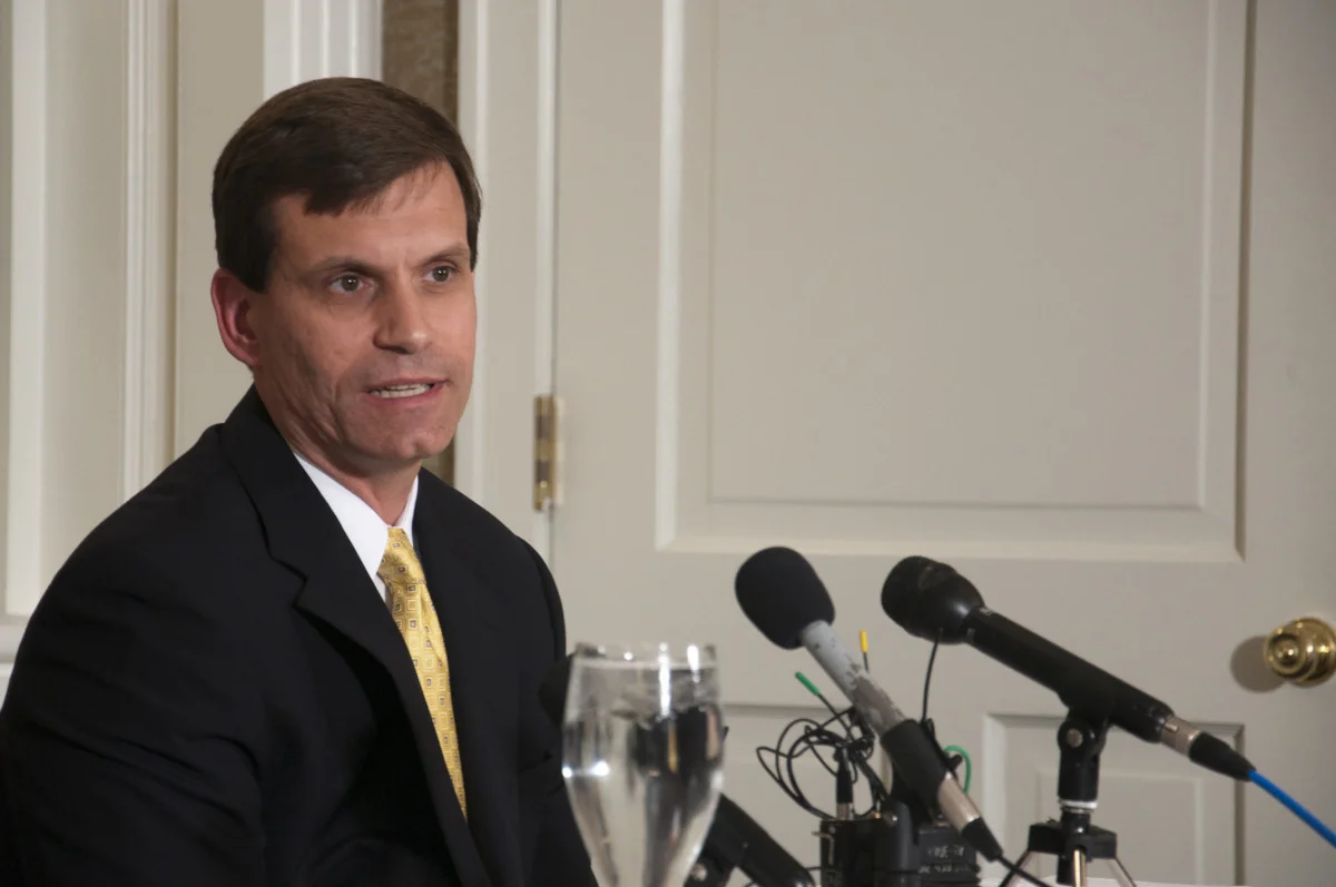 2011.11.17_tavo press conference_033.jpg