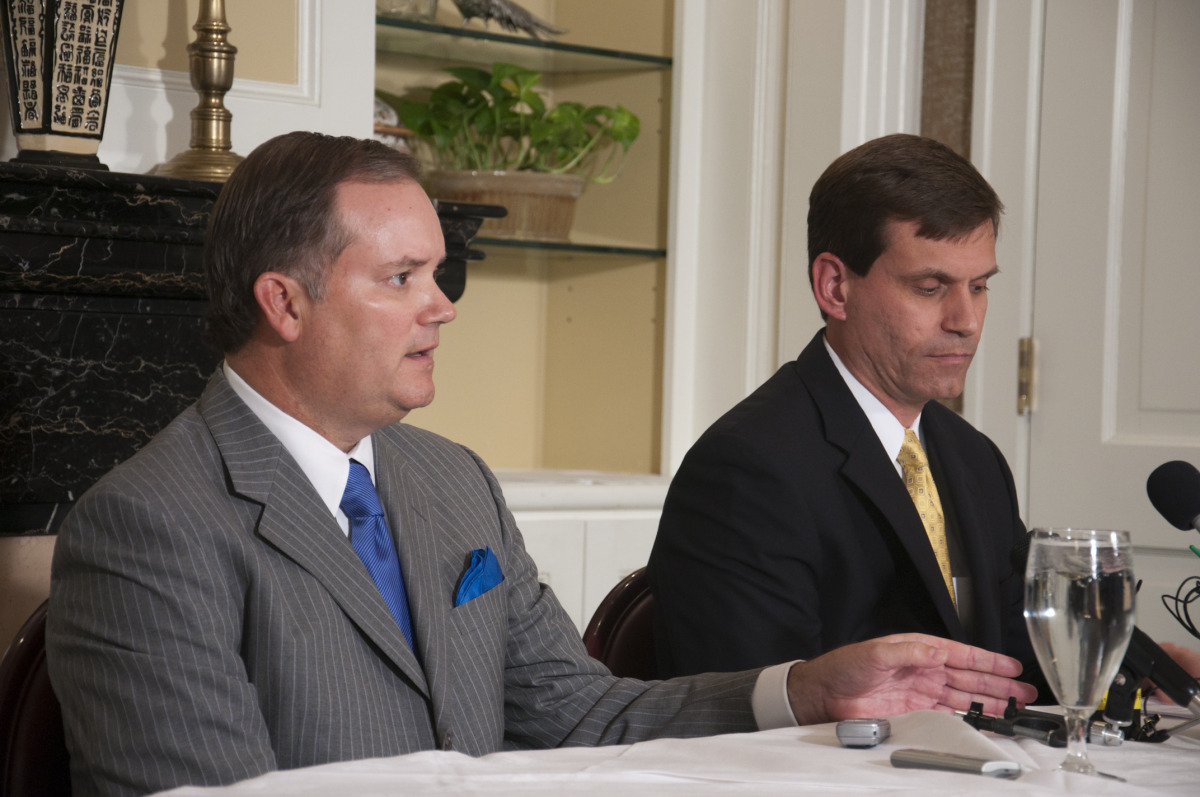 2011.11.17_tavo press conference_039.jpg