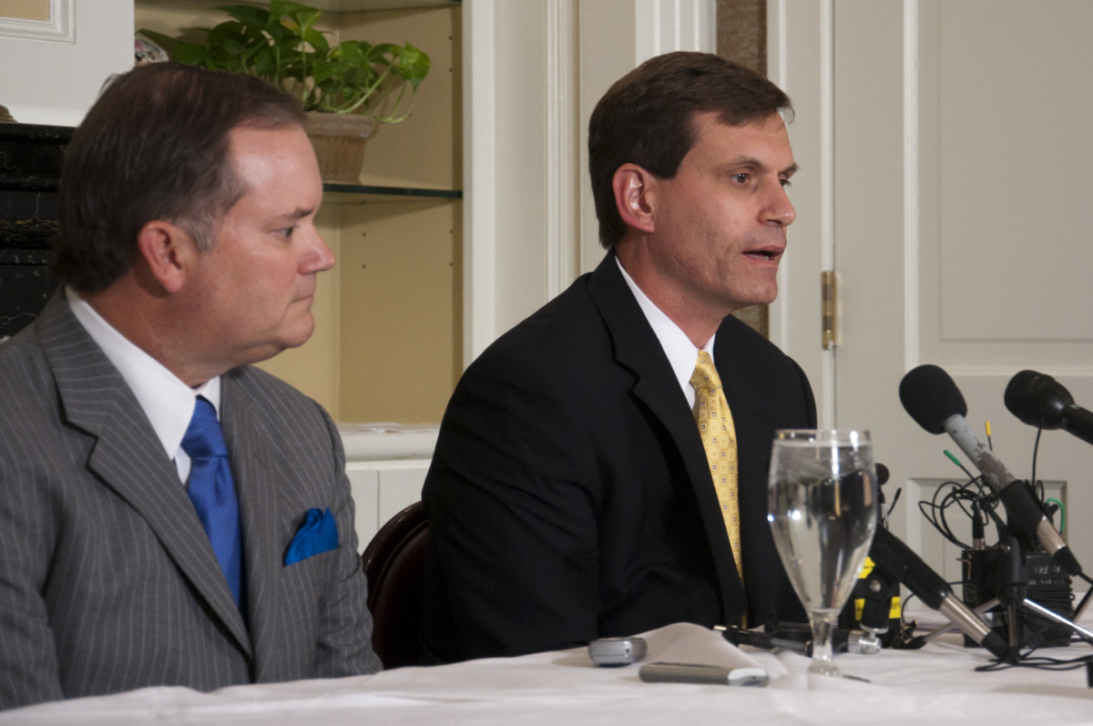 2011.11.17_tavo press conference_008.jpg