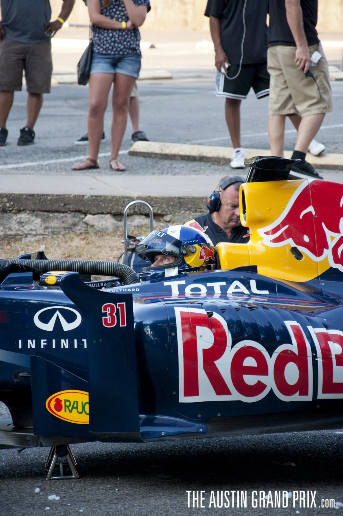 2011.08.20_red bull demo_014.jpg
