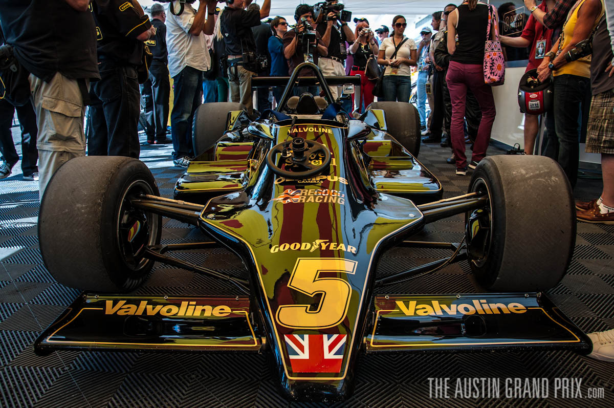 2012.10.21-cota first laps-0280.jpg