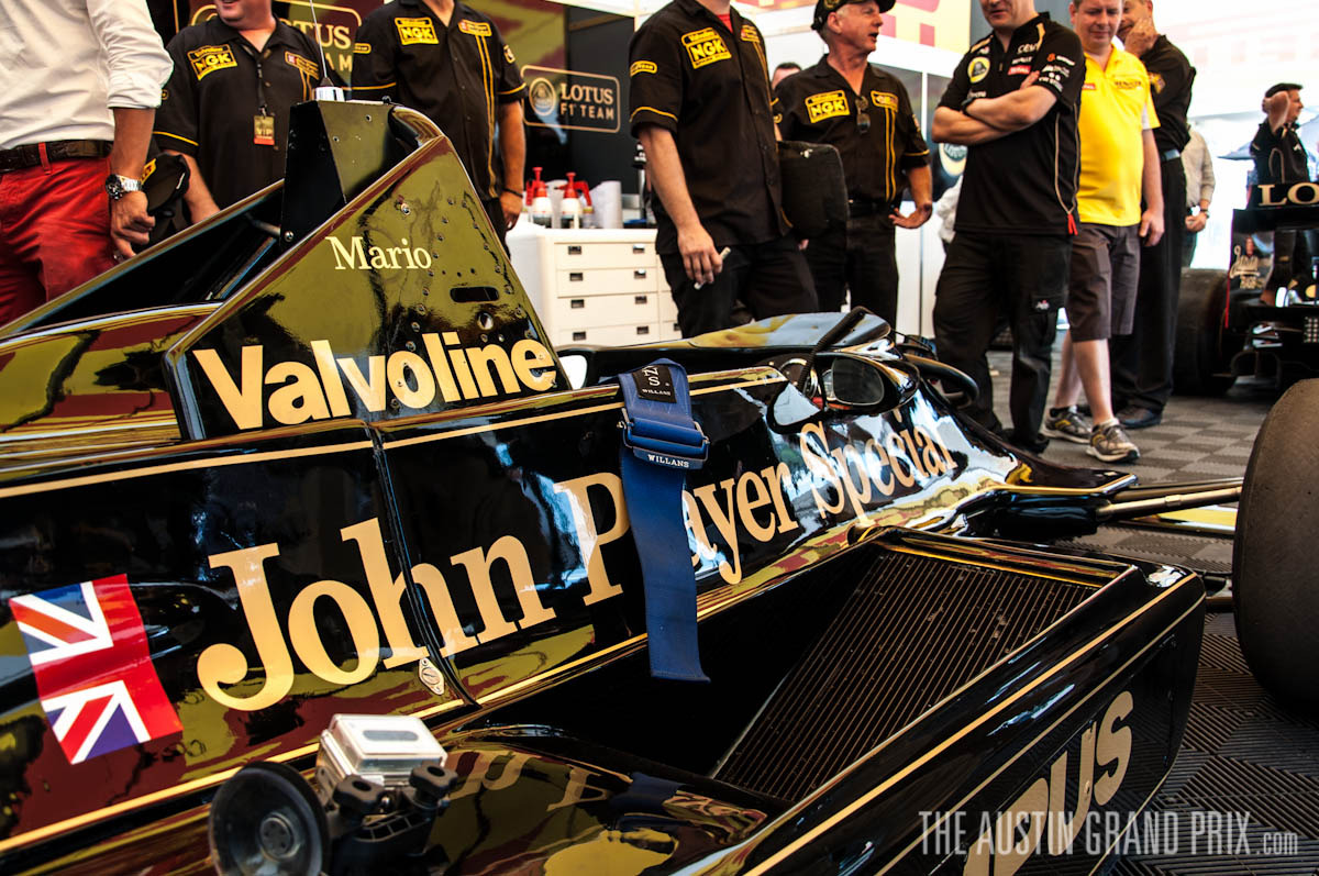 2012.10.21-cota first laps-0287.jpg