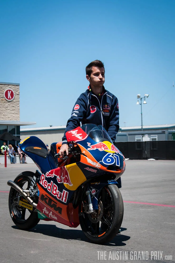 2013.04.20-motogp-paddock-0100.jpg