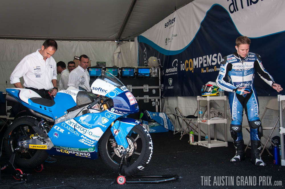 2013.04.20-motogp-paddock-0056.jpg