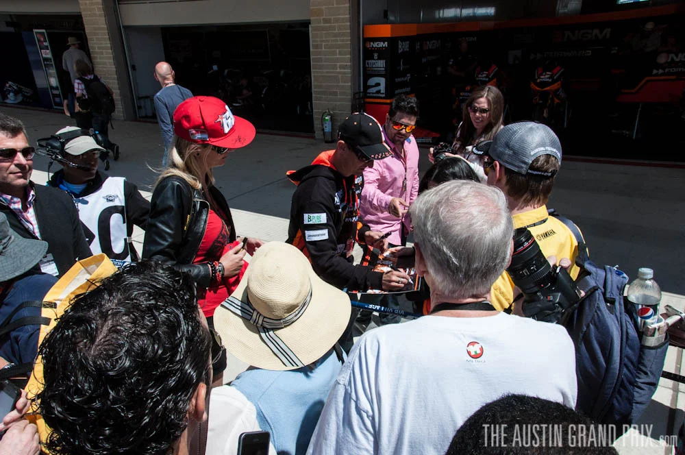 2013.04.20-motogp-paddock-0034.jpg