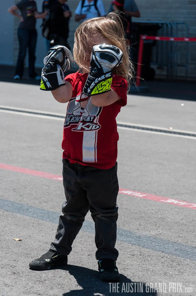 2013.04.20-motogp-paddock-0074.jpg