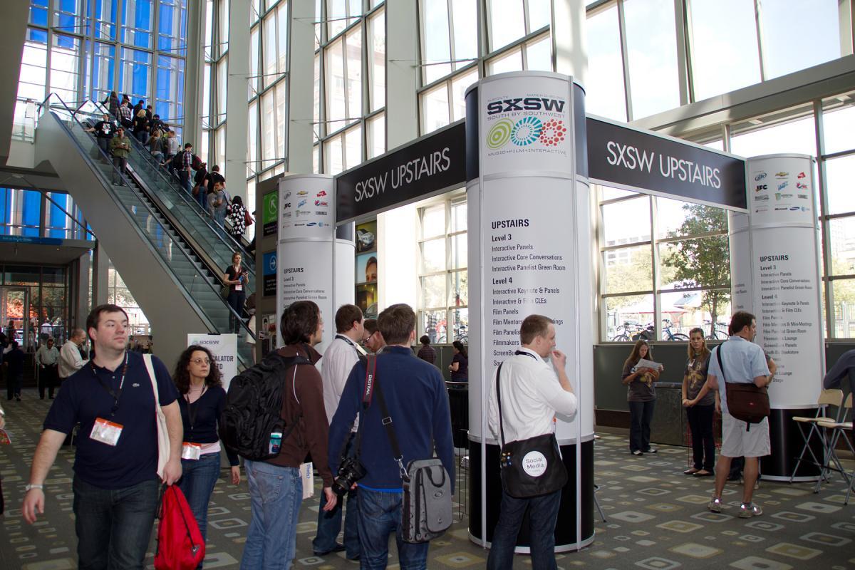 convention_center_inside_credit-menelaos_prokos.jpg