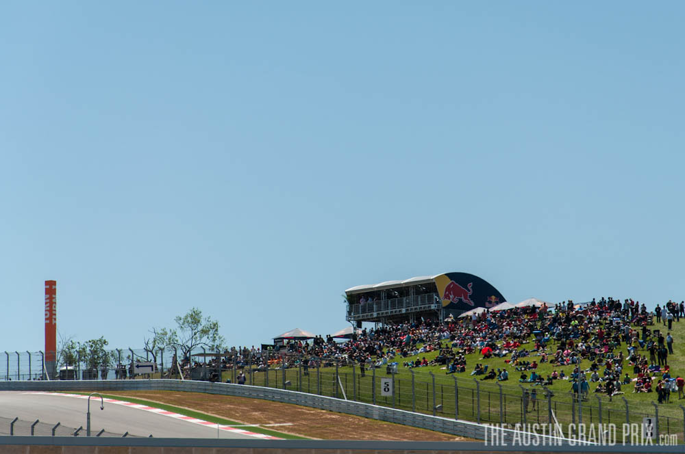 2013.04.20-MotoGP-Paddock-0057.jpg