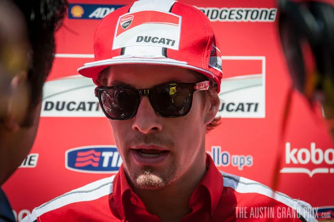 2013.04.20-MotoGP-Paddock-0150.jpg
