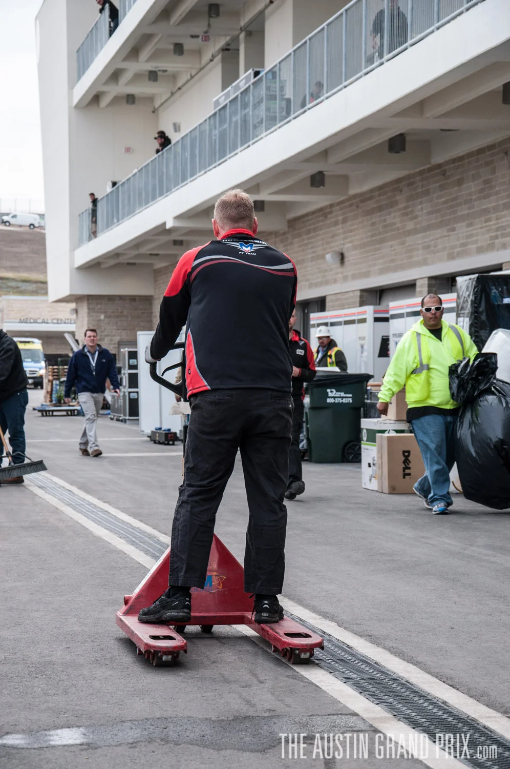 2012.11.13-Paddock Preparations-0207.jpg