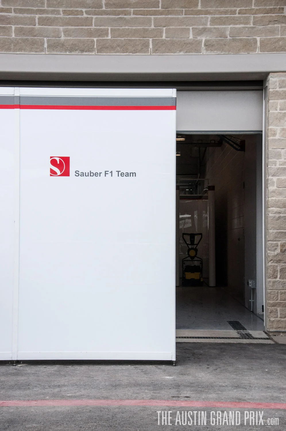 2012.11.13-Paddock Preparations-0215.jpg