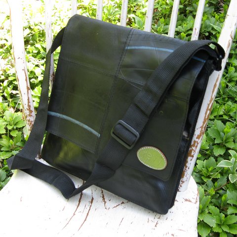 Handmade, Eco Friendly, Fair Trade, Upcycled, Salvadoran Small Messenger Bag