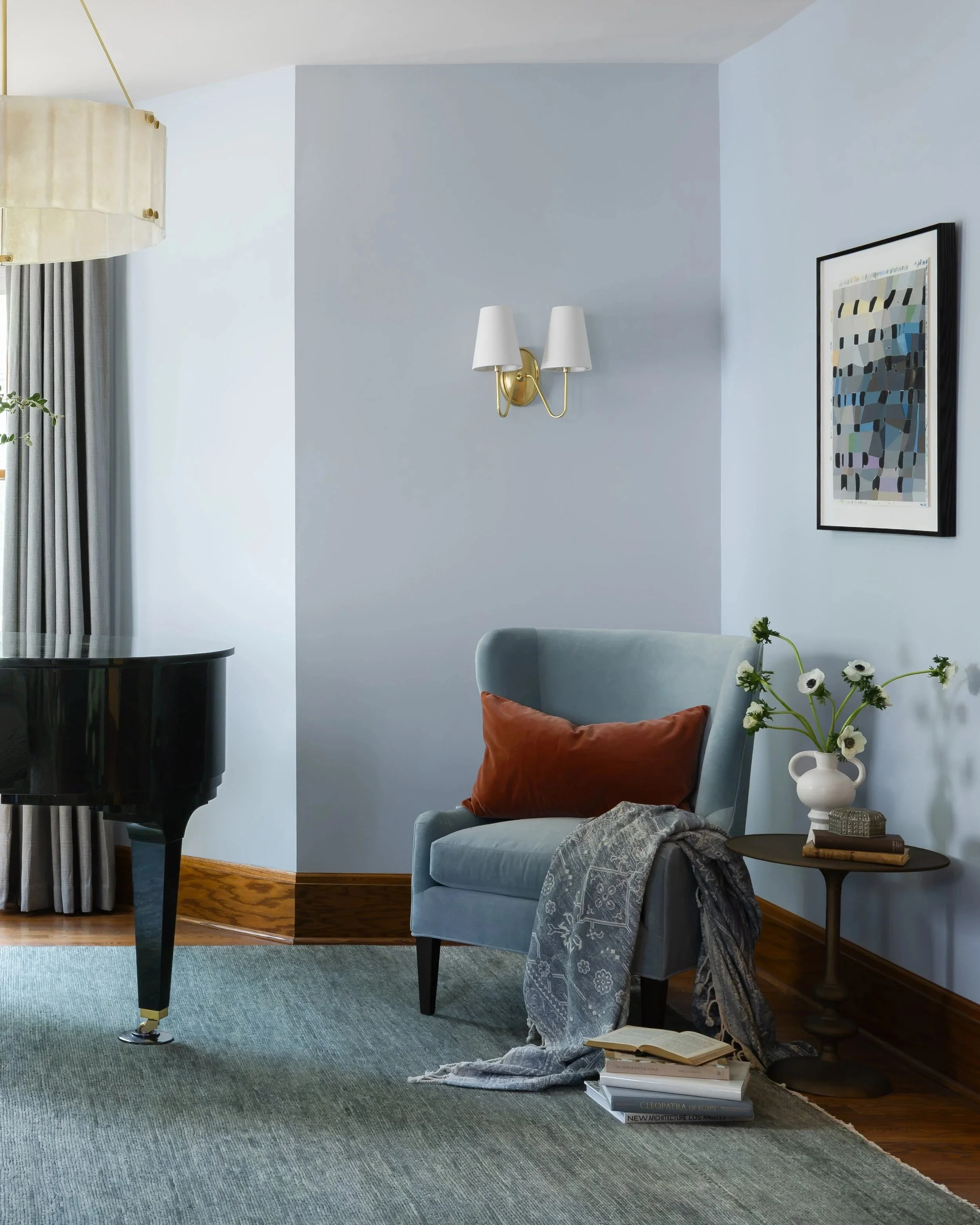Artwork by Carrie Gundersdorf in a Frank Lloyd Wright home. Interior design by Kathryn Murphy Interiors. Styling by Britt Fitzpatrick. Photography by Sarah Crost.