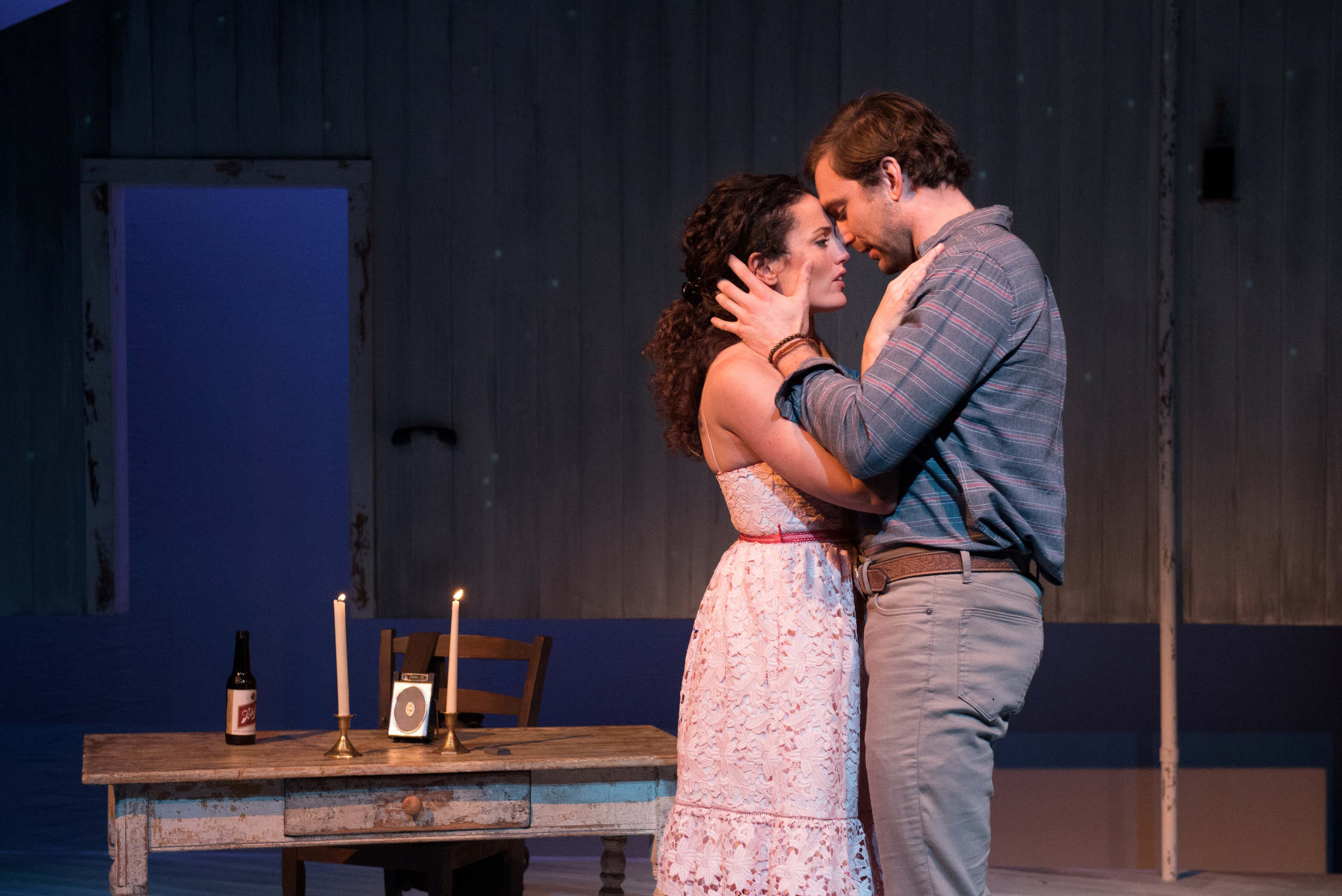  Jennifer Ellis and Christiaan Smith in  The Bridges of Madison County , presented by SpeakEasy Stage Company. Photo: Glenn Perry Photography 