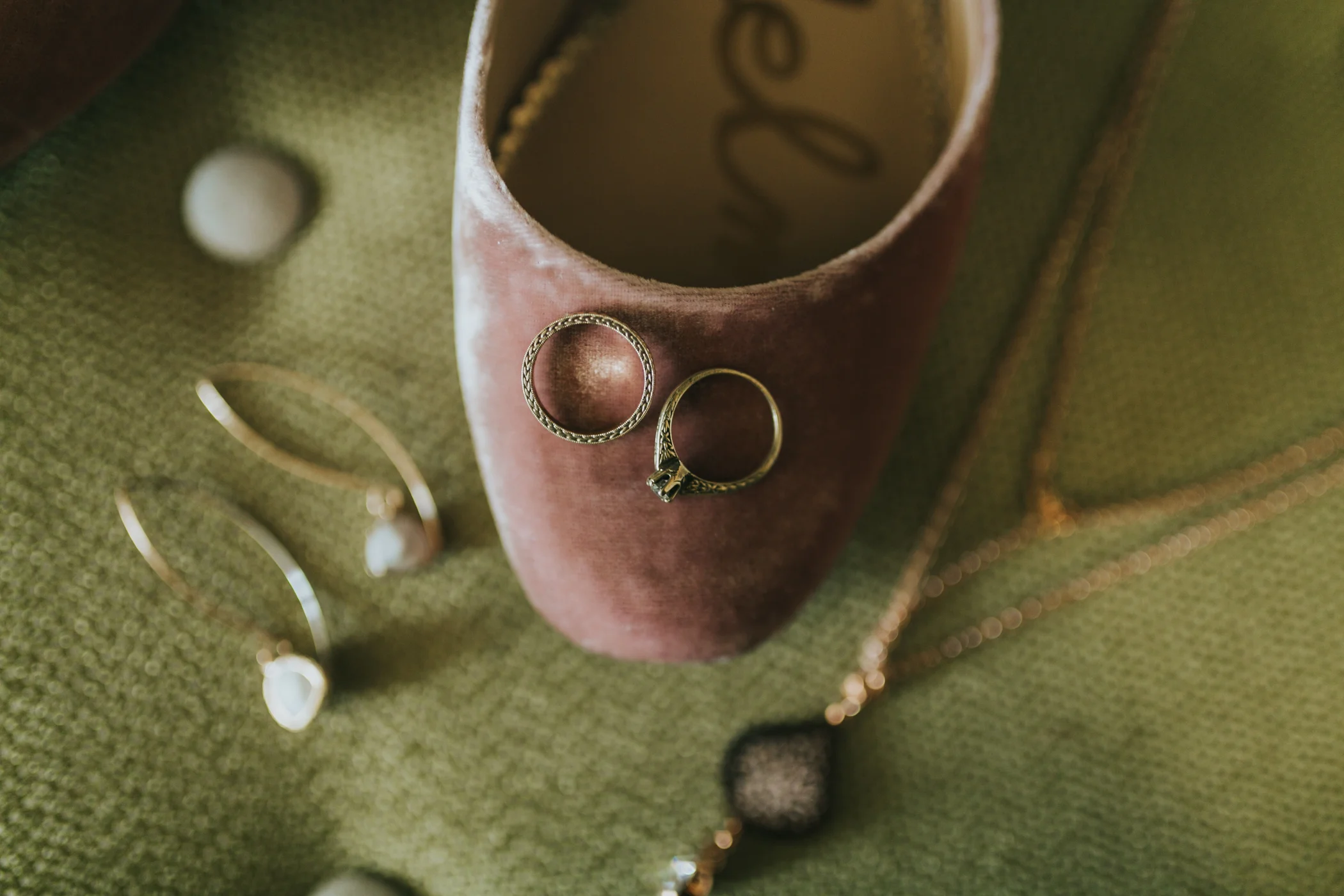 Alejandra Maria Photography Seattle Wedding Photographer Palouse Boho Backyard Wedding