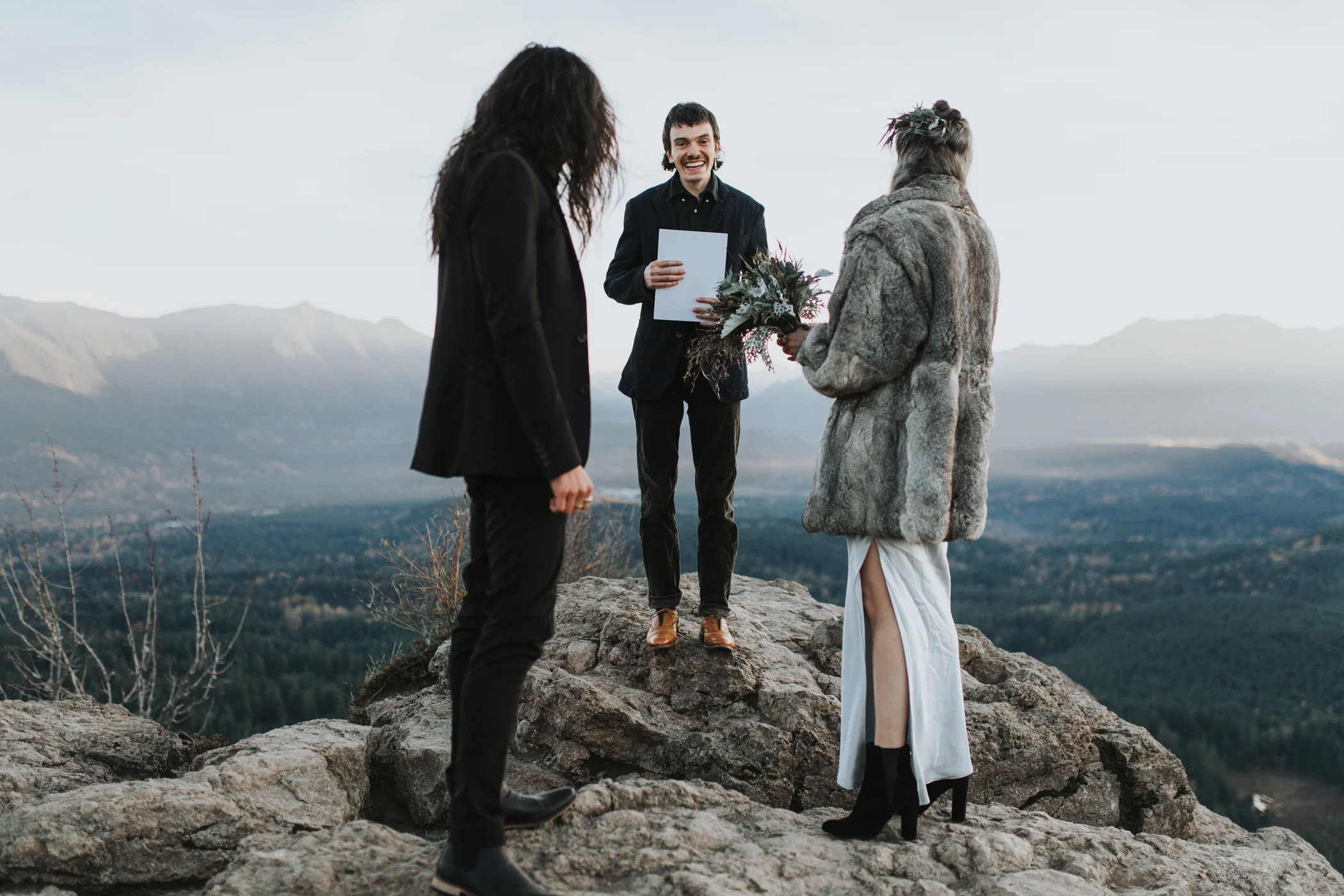 Rattlesnake Ledge Seattle Wedding Photographer