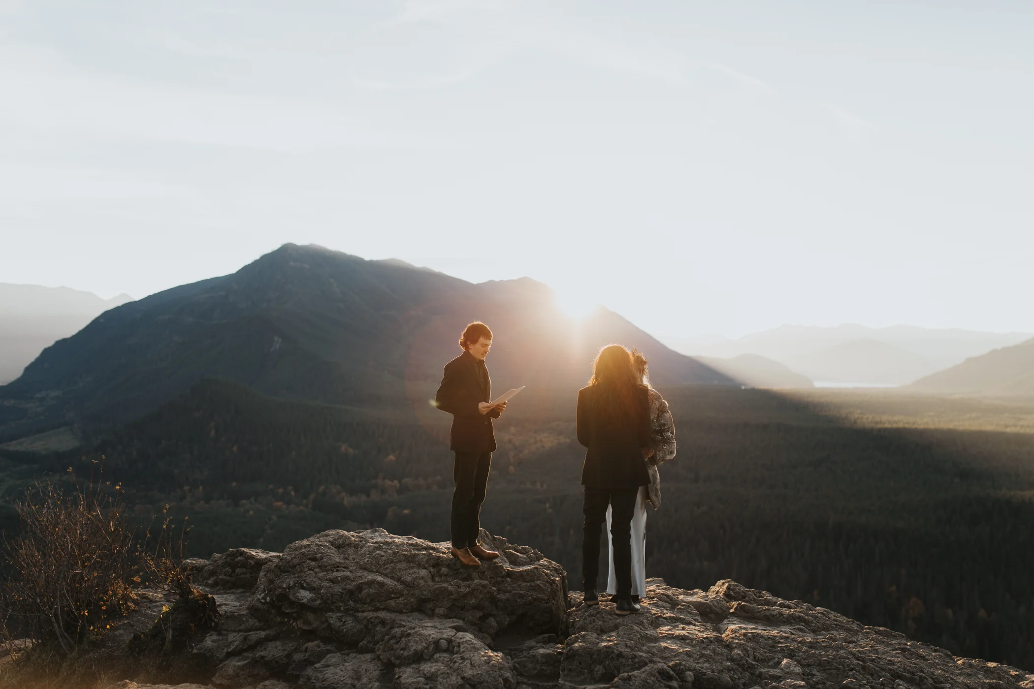 Rattlesnake Ledge Seattle Wedding Photographer