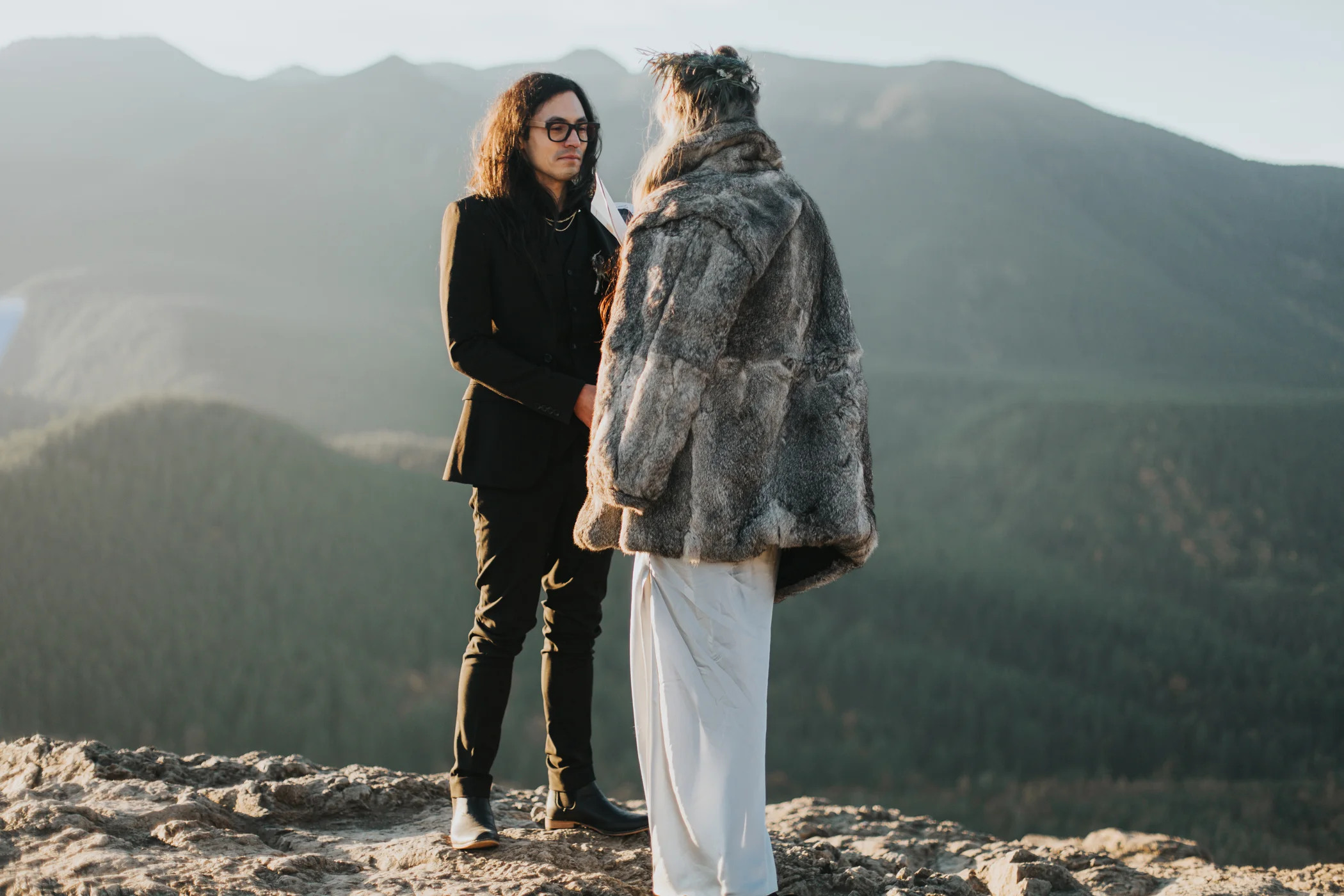 Rattlesnake Ledge Seattle Wedding Photographer