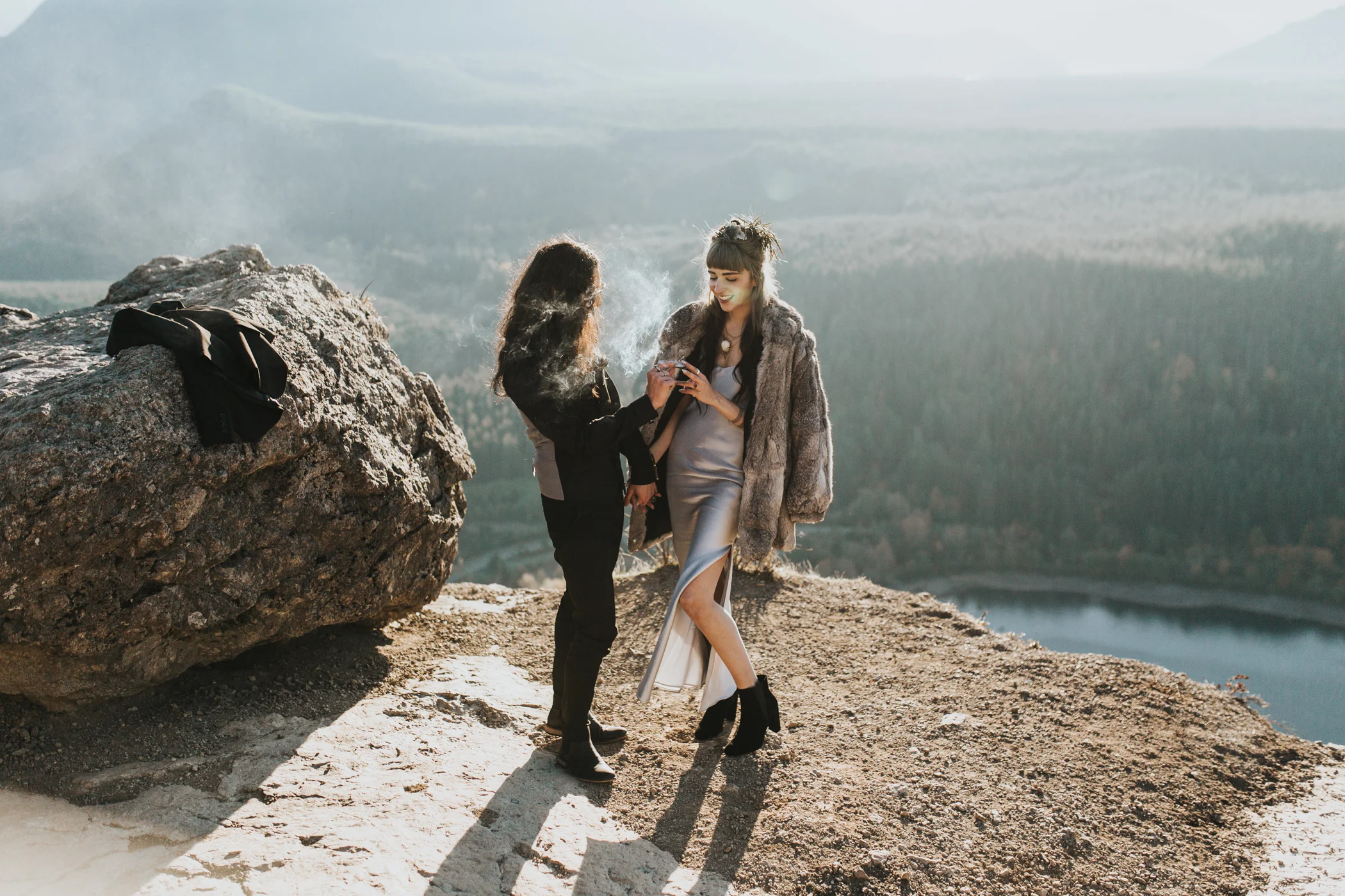 Rattlesnake Ledge Seattle Wedding Photographer