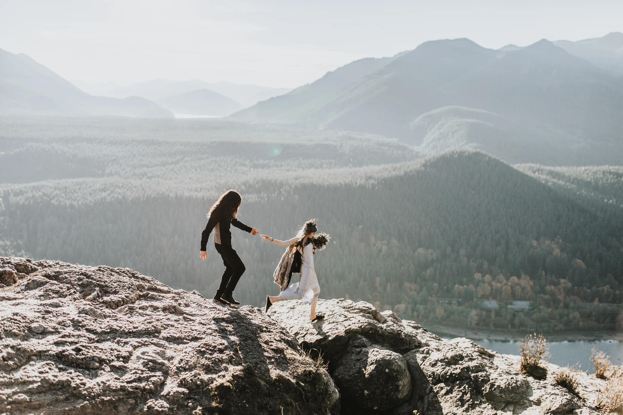 Rattlesnake Ledge Seattle Wedding Photographer
