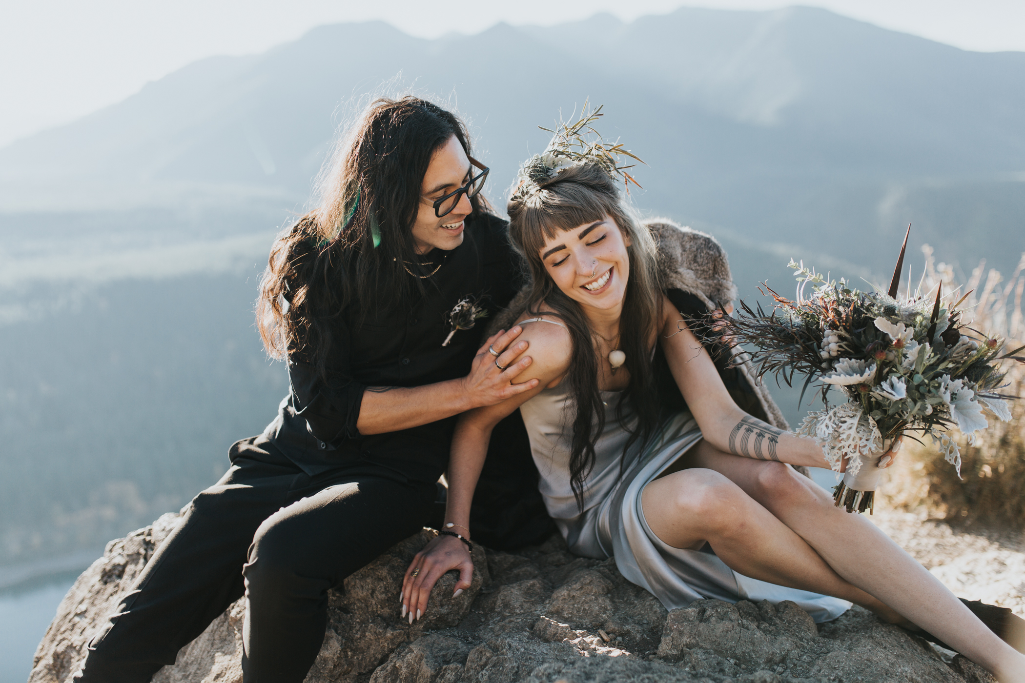 Rattlesnake Ledge Seattle Wedding Photographer