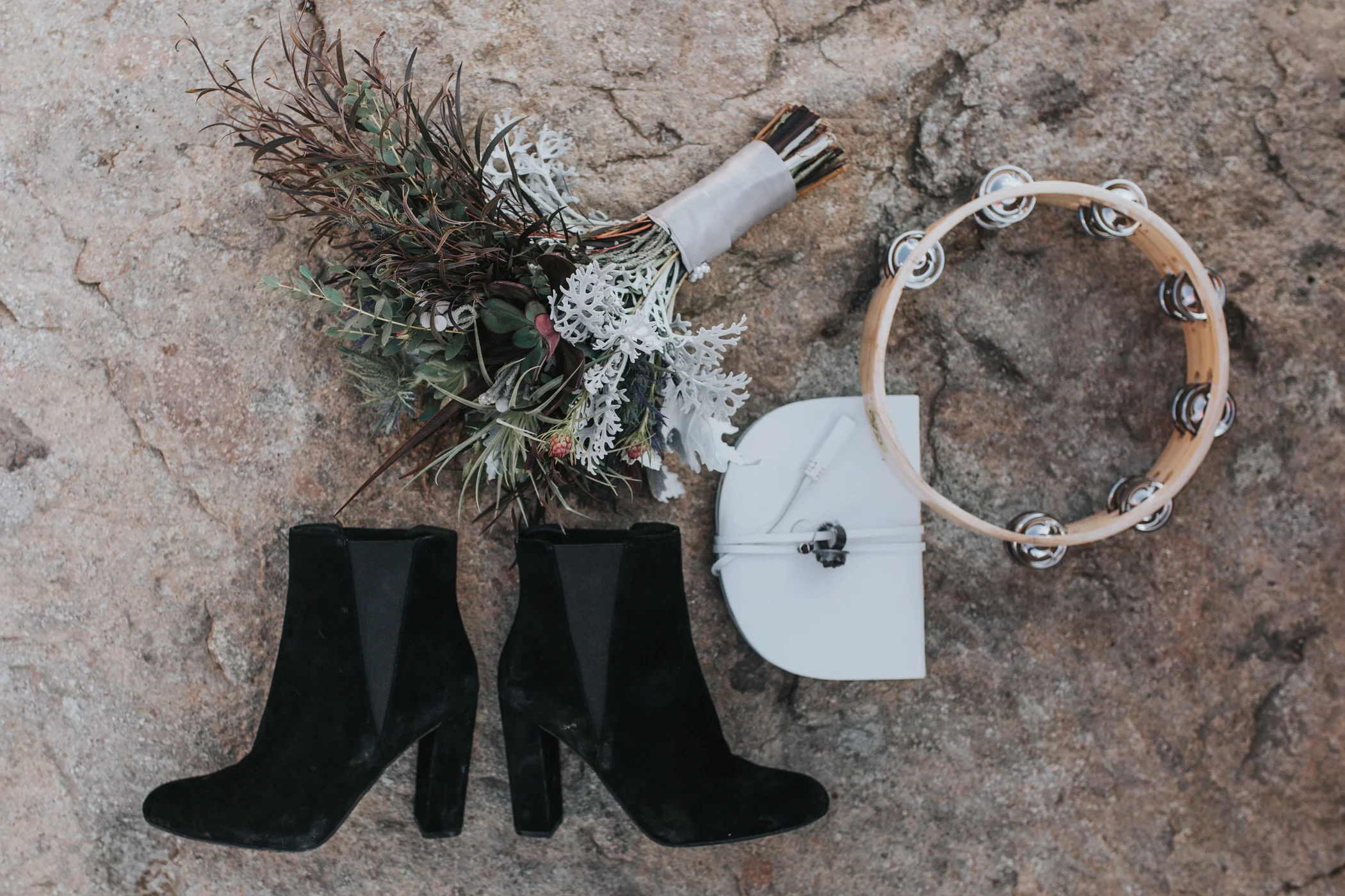 Rattlesnake Ledge Seattle Wedding Photographer