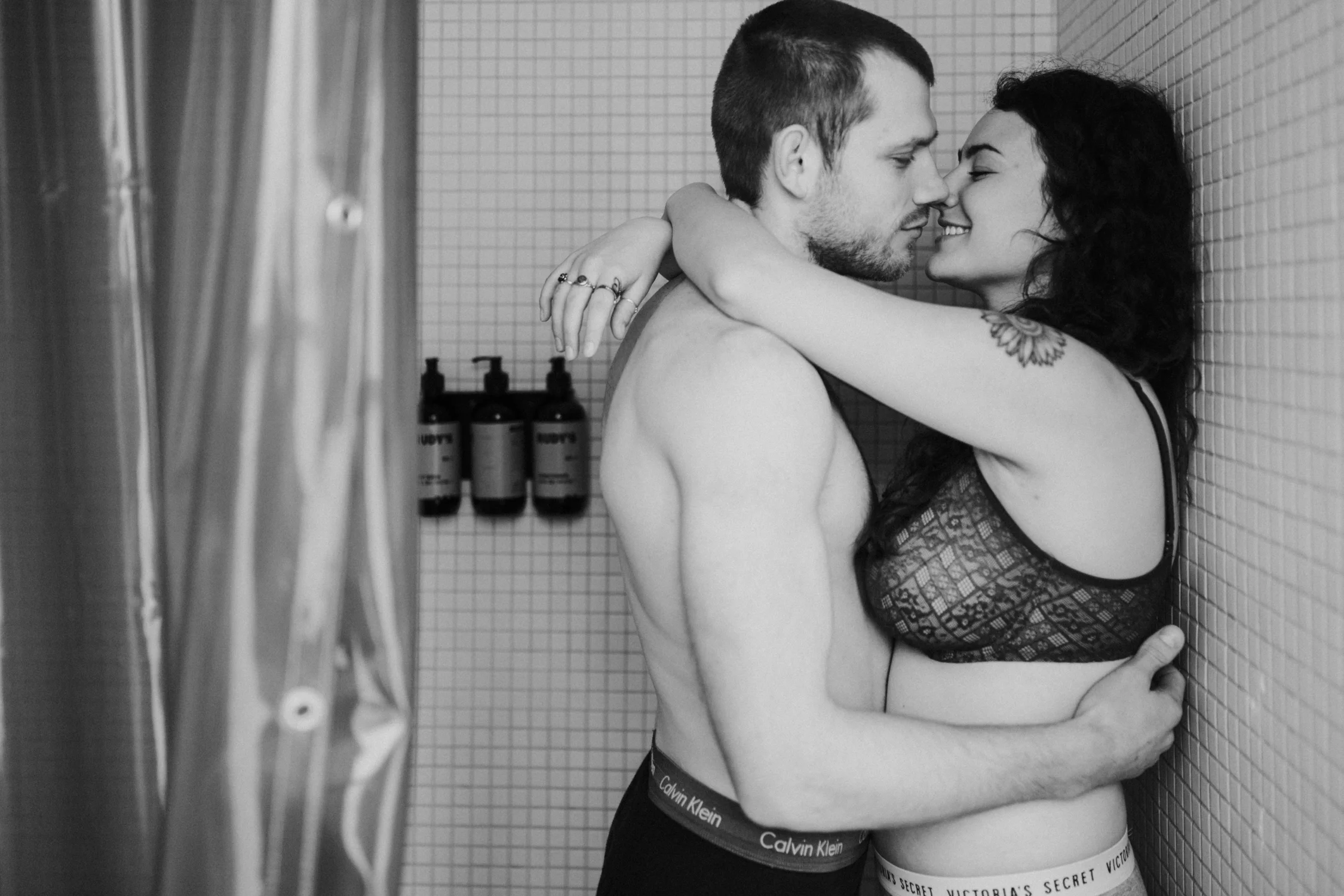 alejandra maria photography seattle wedding photographer ace hotel in-home engagement session