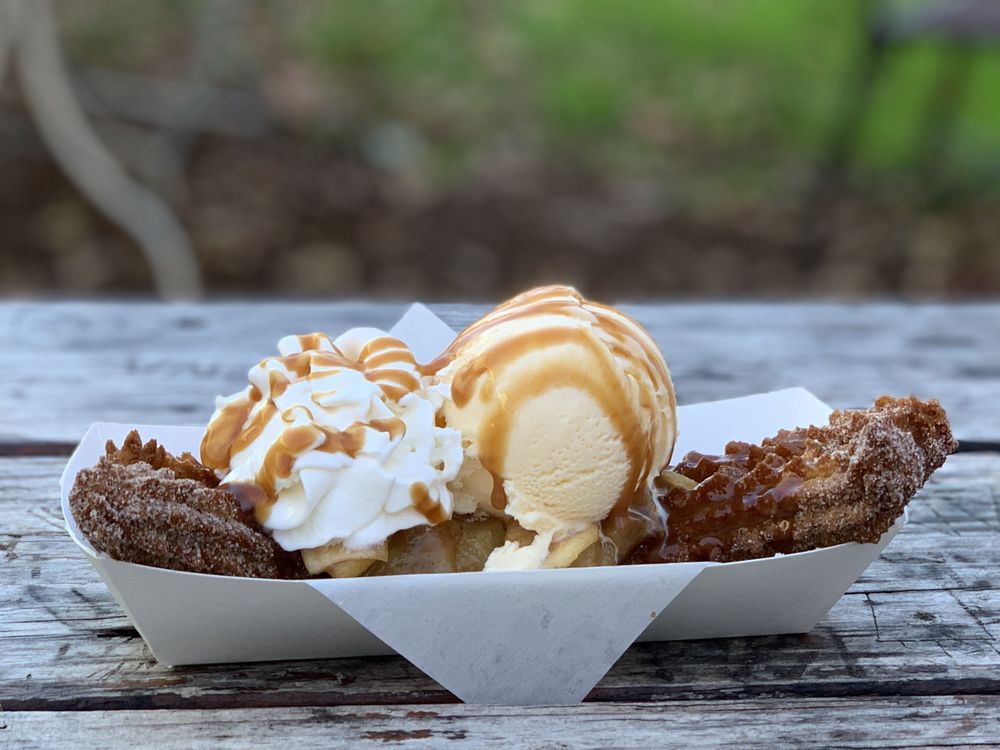 CHURRO ICE CREAM.jpg