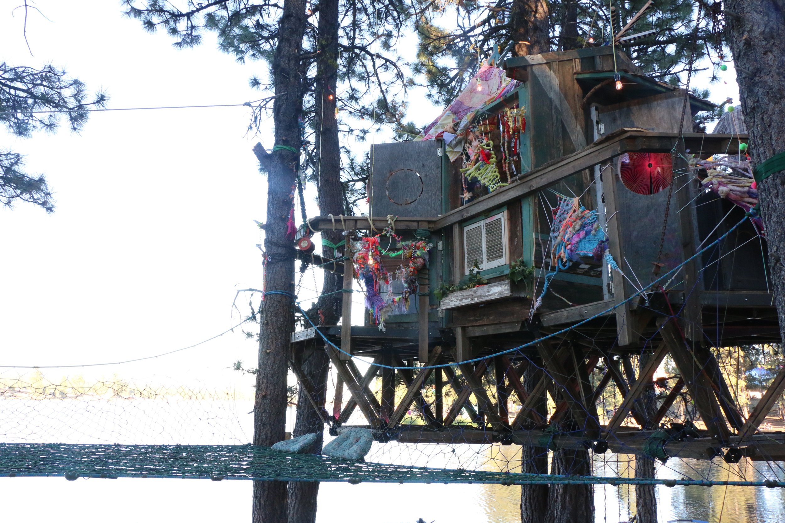  Work with EXISTENTIAL ACTION TEAM at Oregon Eclipse Festival 2017. @sparklespositron @damonsoule @miss_mothdesign 