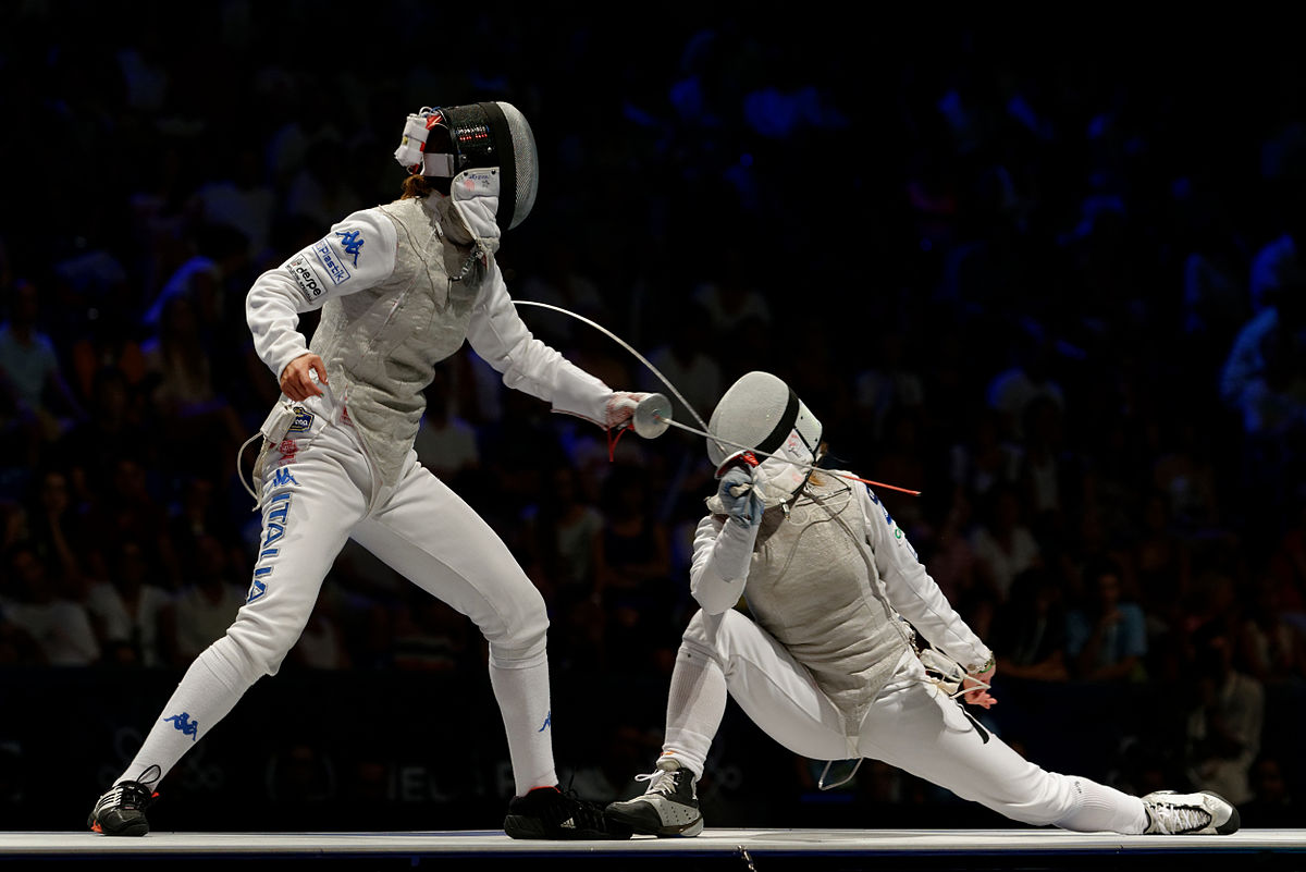 1200px-Final_2013_Fencing_WCH_FMS-IN_t200907.jpg