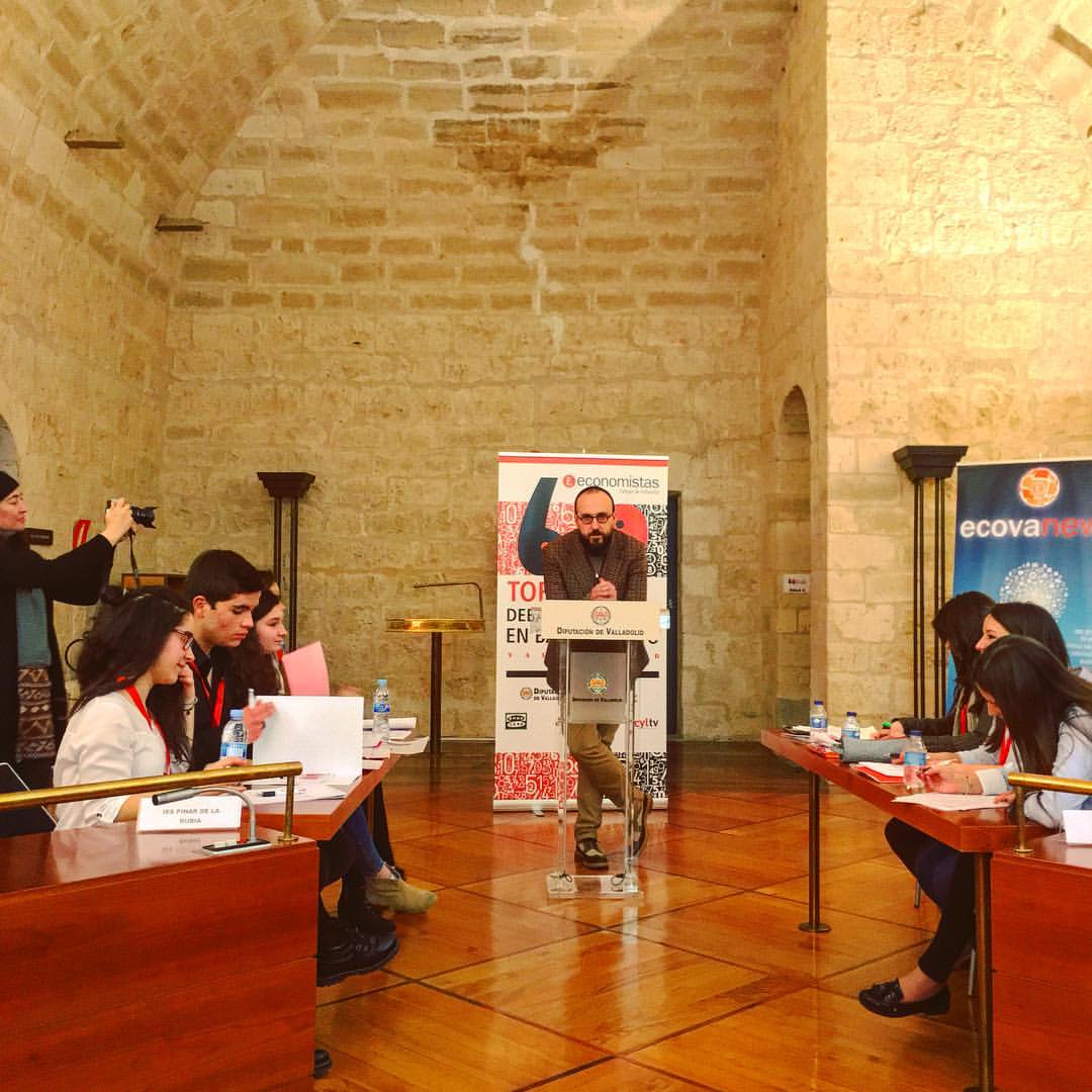 Torneo de Debate Económico en Bachillerato (Valladolid)