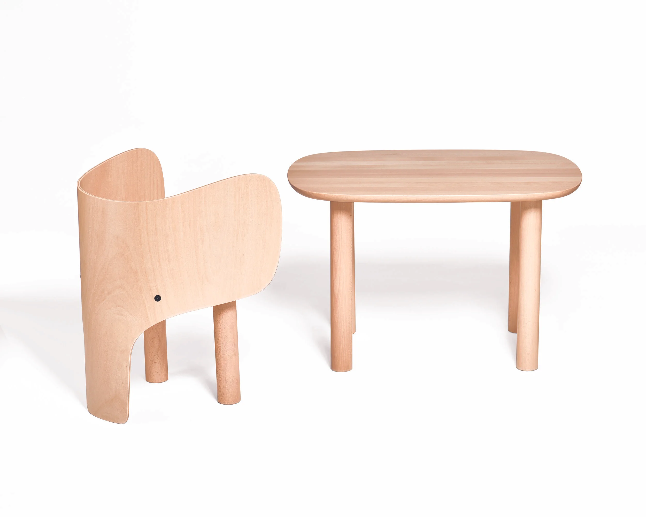 EO_Elephant_Chair_Table_02_retouched.jpg