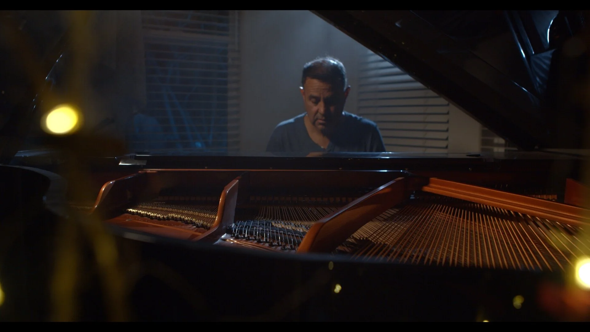 Mike A piano 3_1.4.1.jpg