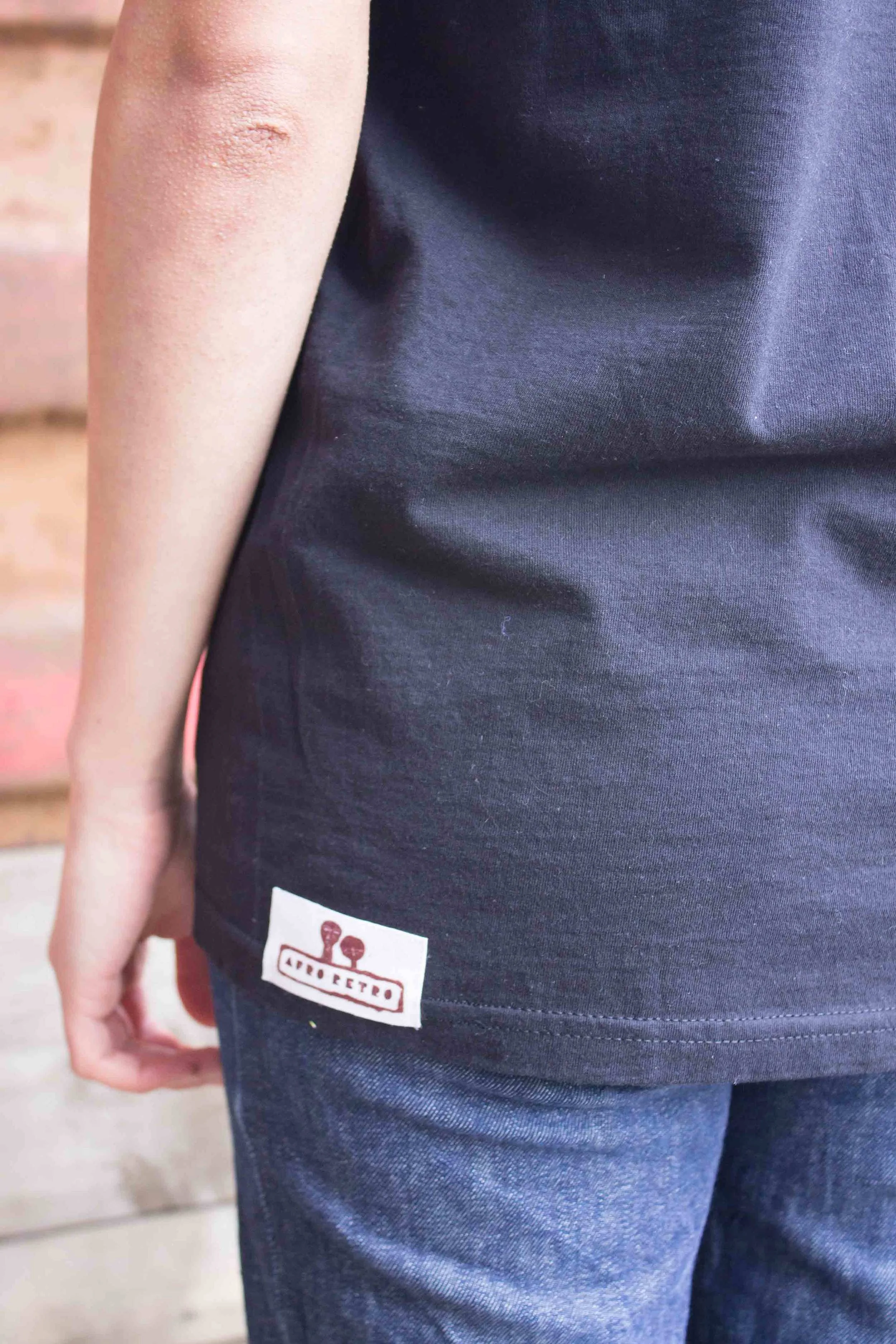 CutOutTeeBEERENLIGHTENMENTFemaleBACKDetailWEB.jpg