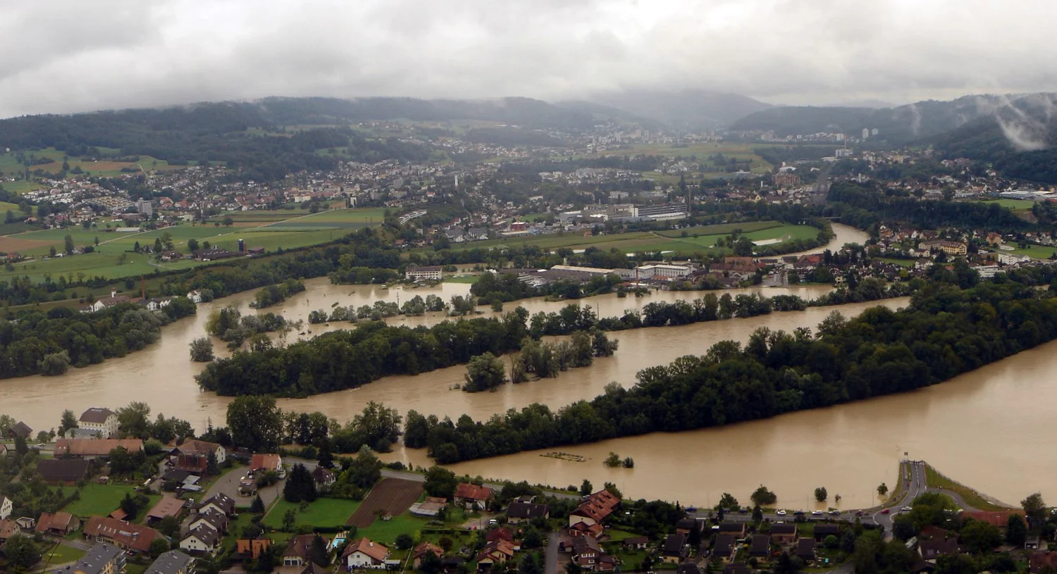 river switzerland water flood.jpeg